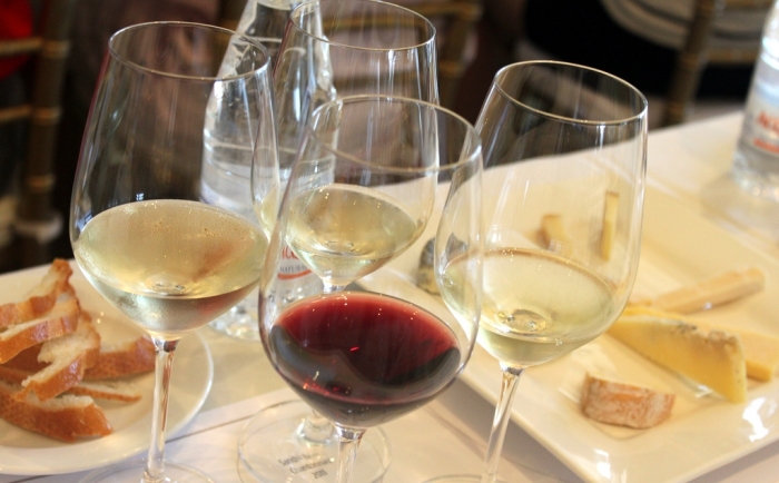 Regras de combinação de vinho com comida